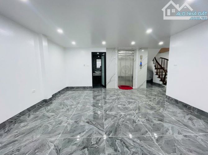 Mặt ngõ oto kinh doanh ĐỀN LỪ - NGUYỄN ĐỨC CẢNH, 100m2 – 7 tầng thang máy, 2 oto ngủ nhà