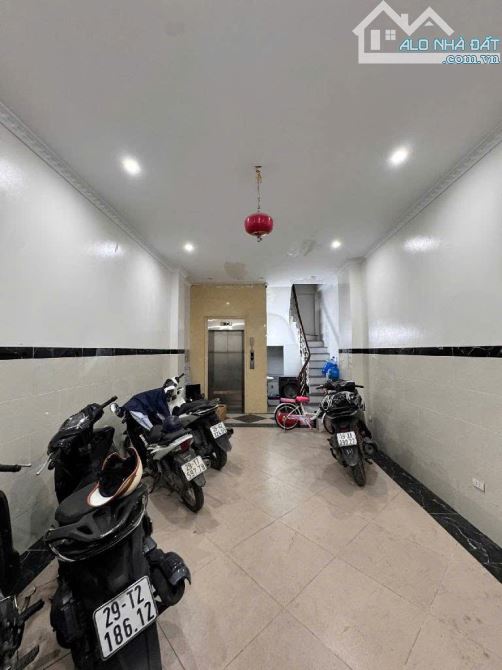 Tam Khương - Ngõ nông - Gần ô tô - Cách mặt phố 15m - Vừa ở vừa cho thuê