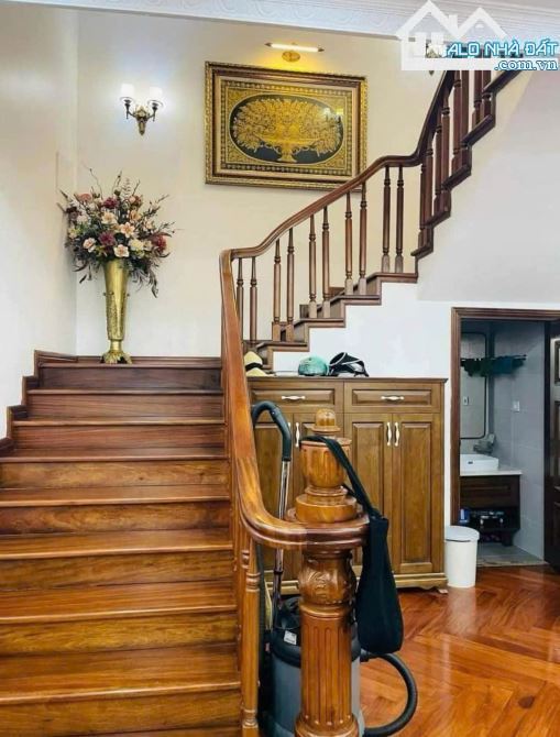 BÁN NHÀ VĨNH PHÚC BA ĐÌNH, PHÂN LÔ, ÔTÔ TRÁNH, VỈA HÈ KINH DOANH, DT 65M2 GIÁ 29 TỶ 950