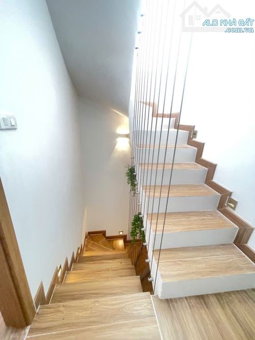 Trần Quý Cáp - Ô tô tránh trước nhà - Thông sàn - Kinh doanh văn phòng