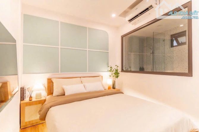 CHÍNH CHỦ CẦN BÁN GẤP NHÀ HAI BA TRƯNG HOÀN KIẾM 10 M RA PHỐ LO GÓC KINH DOANH ĐỈNH