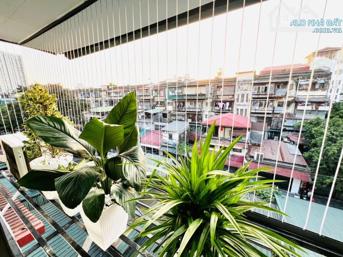 BÁN CHUNG CƯ TẬP THỂ CỰC SỊN .NHÀ E – QUỲNH MAI, HAI BÀ TRƯNG. 105M² – 3PN. 4,98 TỶ