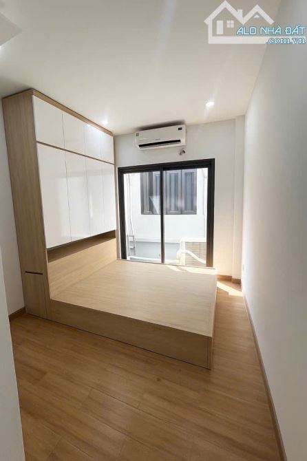 Trung Phụng - 11 phòng khép kín - Dòng tiền gần 700tr/năm - Ngõ nông - Gần chợ