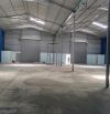 Cho thuê nhà xưởng 1200m2 đường xe công 40 feet phường Hiệp Thành Quận 12
