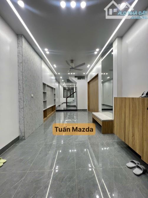 Bán nhà 5 tầng Trần Lãm oto đỗ cửa