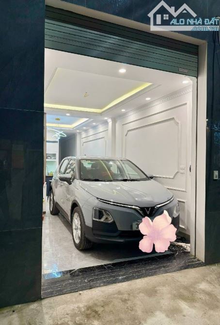 THẠCH BÀN – 6 TẦNG THANG MÁY – Ô TÔ VÀO NHÀ – FULL NỘI THẤT – HÀNG HIẾM -nhỉnh 8 tỷ