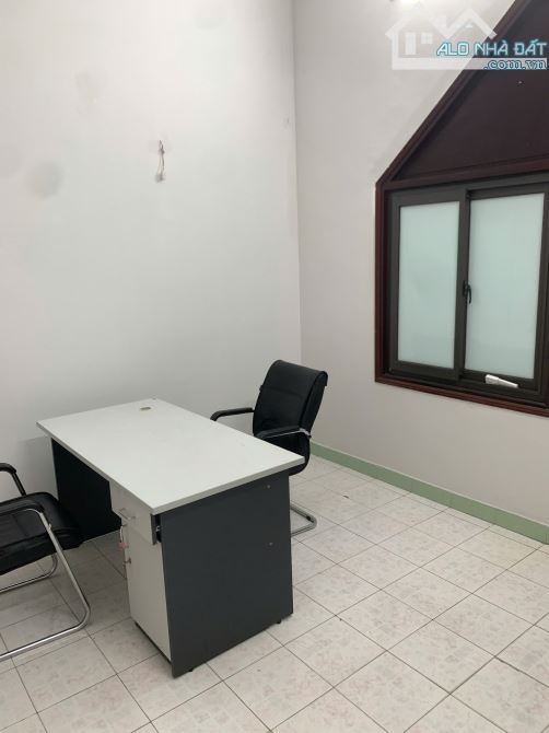 Cho thuê văn phòng 15m2 chỉ 3tr sẵn bàn ghế tại Khuất Duy Tiến - Thanh Xuân - 1