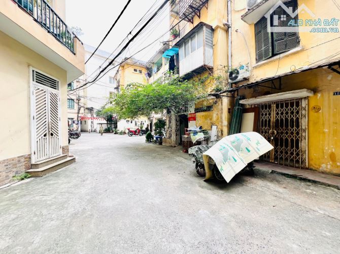 BÁN TẬP THỂ CƠ ĐIỆN TẦNG 3, NGÕ 221 TÔN ĐỨC THẮNG, ĐỐNG ĐA. 60M2 – 2PN. 2,95 TỶ