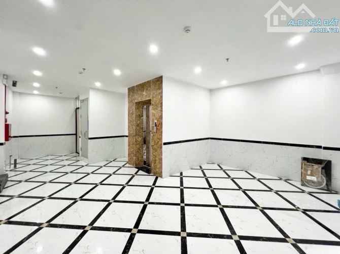 Ngõ Hoàng An - 14 phòng khép kín - Dòng tiền 75tr/tháng - Xây mới kính koong