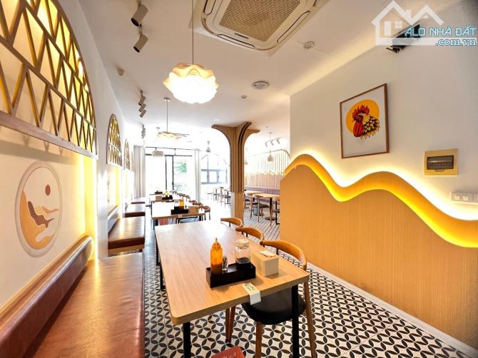 Limited! Mặt phố Láng Hạ, vỉa hè, 2 thoáng, cho thuê 80tr, nở hậu đẹp, miễn lỗi phong thuỷ