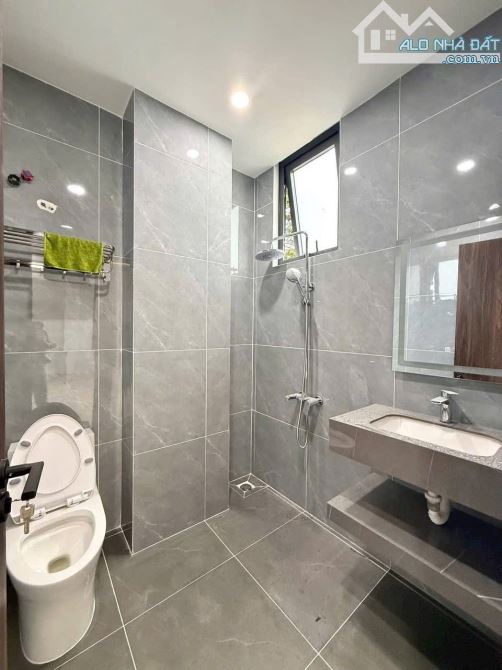 🏡Bán Nhà Phố Hẻm Xe Hơi An Sơn P.4 Đà Lạt – 75m², 1 Trệt 2 Lầu, Sân Thượng Giá Chỉ 3.6 Tỷ - 3