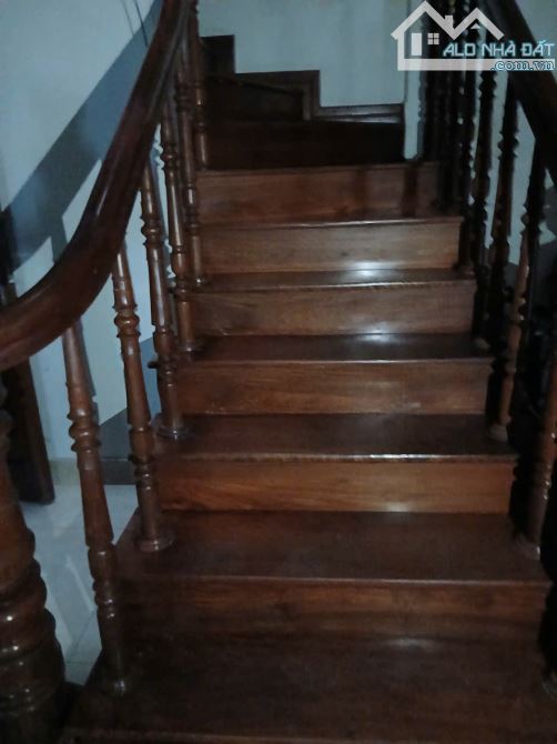 Bán nhà 51m2 phố Bạch Đằng, vị trí đẹp, nhà nở hậu