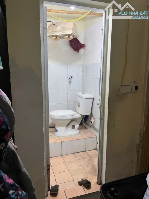 BÁN CĂN TẬP THỂ TẦNG 1 LÔ GÓC - 2 MẶT NGÕ KINH DOANH, OTO ĐỖ CỬA, 80M2, 4,1 TỶ