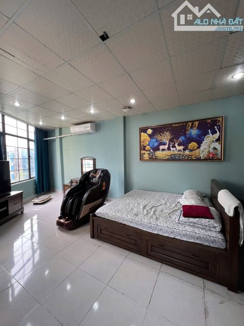 DUY NHẤT 1 CĂN DIỆN TÍCH 109M*7 TẦNG CHỈ NHỈNH 31 TỶ MẠC THÁI TỔ_ÔTÔ TRÁNH_Ở VÀ KDOANH