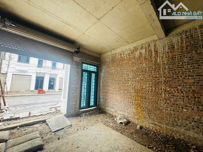 Phân lô liền kề Khu đô thị Cienco Hoài Đức, 70m2, 5 tầng, ô tô tránh. Giá 13.5 tỷ