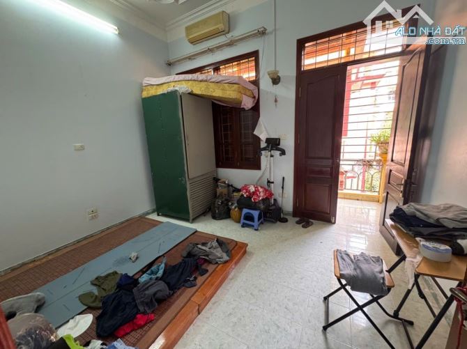 Bán nhà phân lô VIP phố Quan Nhân – ô tô tránh – 2 mặt thoáng – 4 tầng – giá 17.5 tỷ