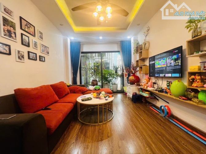 BẠCH MAI 49m2 nhỉnh 13tỷ-OTO đỗ cửa- KINH DOANH