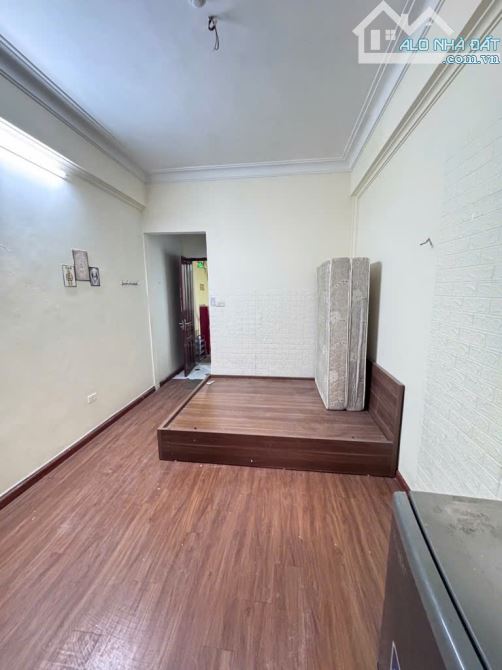 Khâm Thiên - 10 phòng khép kín - Dòng tiền 40tr/th - Nhà 2 mặt ngõ - Ngõ thông