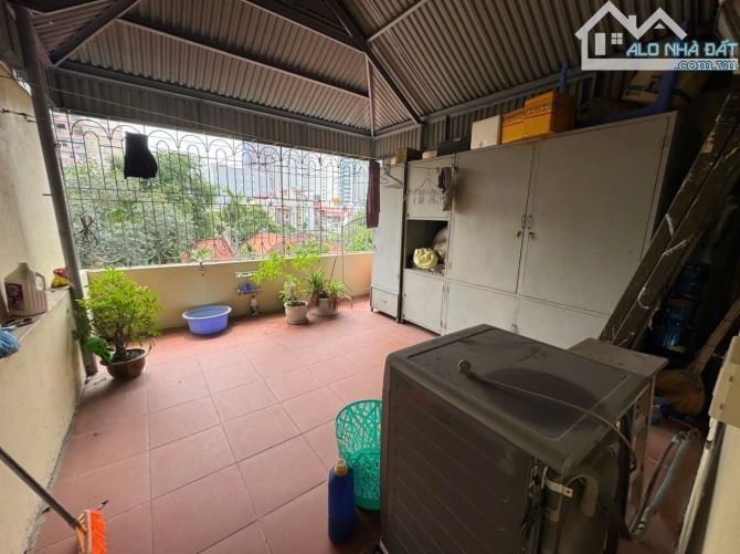 Bán nhà phân lô VIP phố Quan Nhân – ô tô tránh – 2 mặt thoáng – 4 tầng – giá 17.5 tỷ