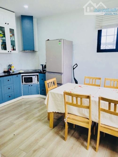 Duy nhất ở Giang Văn Minh! Thang máy, Ô tô vòng quanh, 30m ra phố, vp, kd đỉnh. 60m*6T