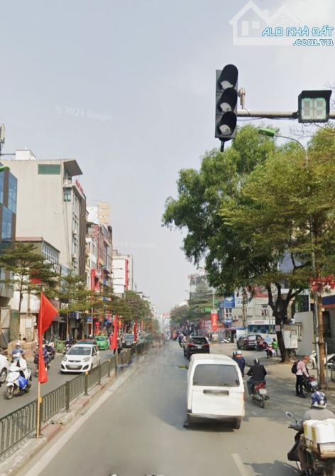 HƠN 900M2 SÀN VĂN PHÒNG THƯƠNG MẠI - TÒA NHÀ LÔ GÓC 2 MẶT PHỐ - GẦN NGÃ 7 Ô CHỢ DỪA