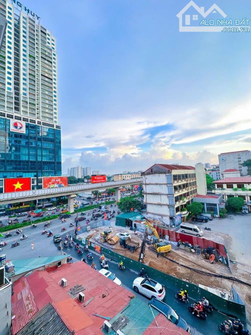 NGUYỄN TUÂN-TOÀ CĂN HỘ-90Mx6TẦNG THANG MÁY-MT7.2M-GẦN PHỐ-THOÁNG SÁNG-DÒNG TIỀN-23TỶ