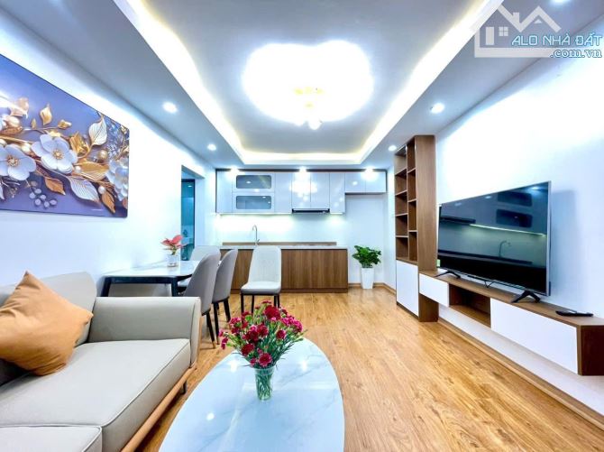 BÁN CHUNG CƯ TẬP THỂ VIP1 TẦNG 3,46 PHẠM NGỌC THẠCH, ĐỐNG ĐA. 70M² – 2PN.4,95 TỶ