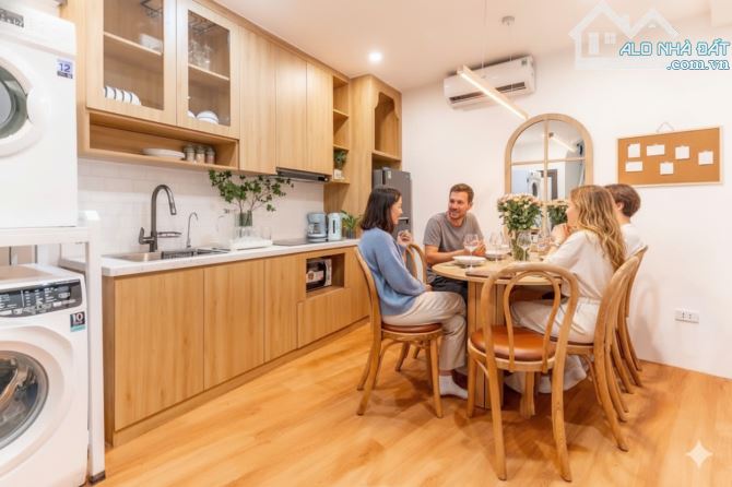 GẦN PHỐ, MẶT TIỀN RỘNG THOÁNG – NHÀ ĐẸP 4 tầng Hai Bà Trưng 25m chỉ 10.8 tỷ - KINH DOANH O