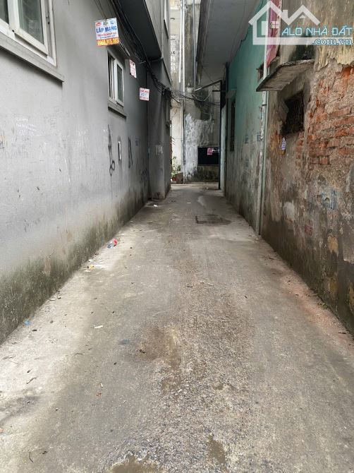 Hào Nam - 19 phòng khép kín - Dòng tiền 130tr/th - Gần ga Cát Linh - Ngõ thông