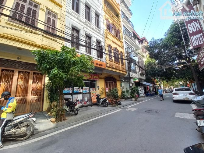 Phân lô VIP ô tô tránh - Vỉa hè - Huỳnh Thúc Kháng - 81m - 5 tầng - MT 5m - Bán gấp