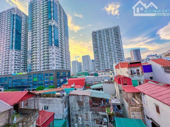 NGUYỄN TUÂN-TOÀ CĂN HỘ-90Mx6TẦNG THANG MÁY-MT7.2M-GẦN PHỐ-THOÁNG SÁNG-DÒNG TIỀN-23TỶ