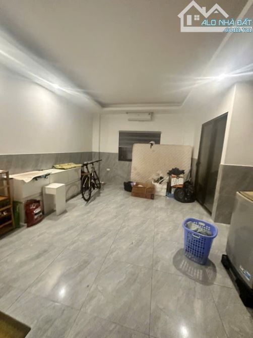 Phạm Ngọc Thạch - 10 phòng khép kín - Dòng tiền 60tr/tháng - Ba gác quay đầu