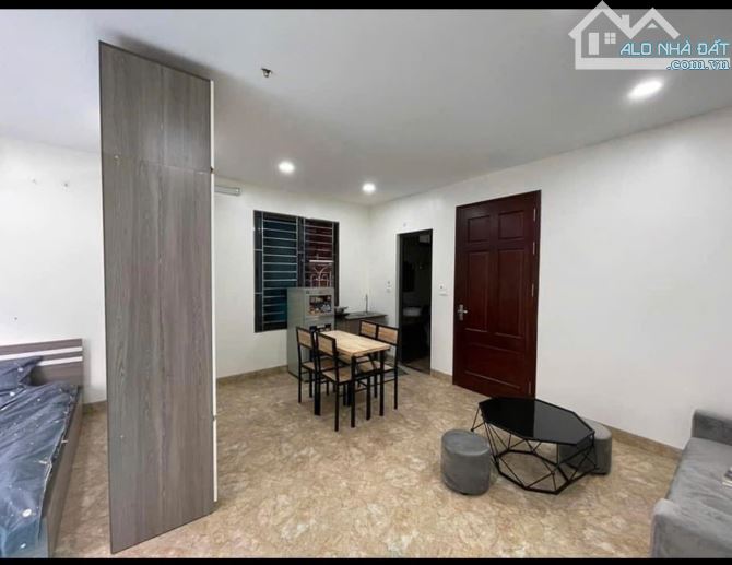 Mặt ngõ Trường Chinh, sát phố, VF3 đỗ cửa-vào nhà, ngõ thông KD, 7T thang máy, DT55tr