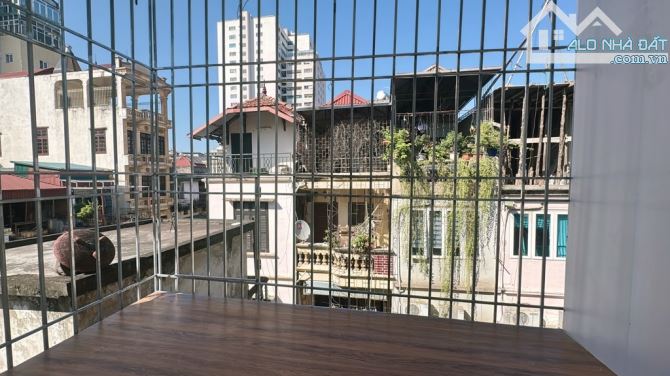 Bán tập thể Dược Phẩm Lê Gia Định, sử dụng 50m2 trung tâm Hai Bà Trưng cách hồ gươm 1km.