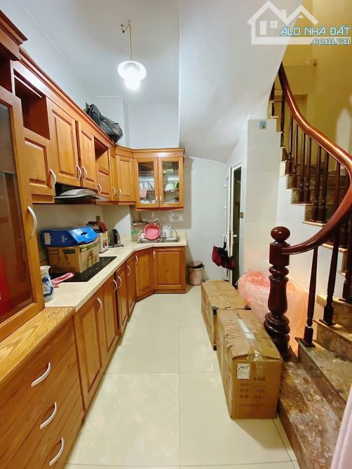 Mặt ngõ kdoanh Thanh Nhàn, ngõ 3m kết nối Ngõ Quỳnh, 40m2 nhà dân xây. Giá 9.5 tỷ