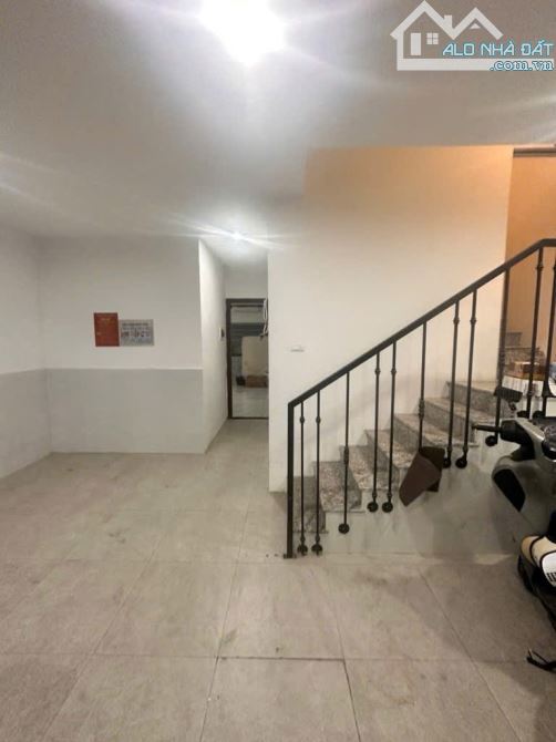 Phạm Ngọc Thạch - 10 phòng khép kín - Dòng tiền 60tr/tháng - Ba gác quay đầu