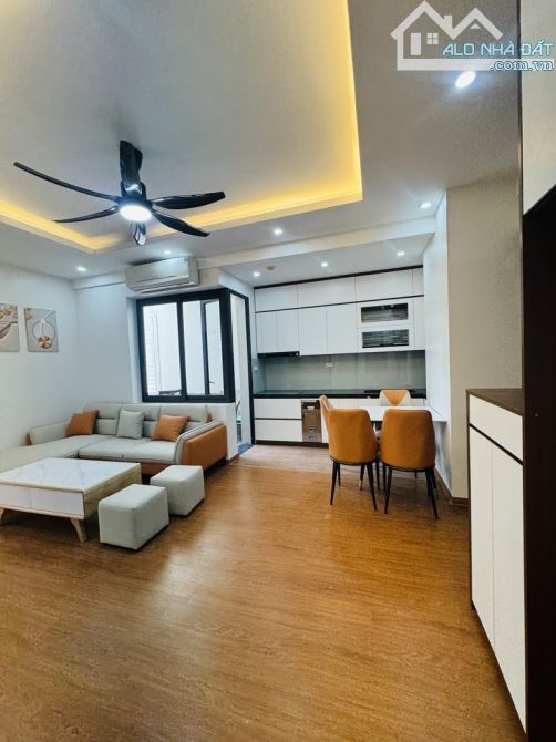 Bán Chung cư Thành phố Giao lưu   CĂN GÓC - 3 NGỦ - 2 WC - 6tỷ nhỉnh - 4