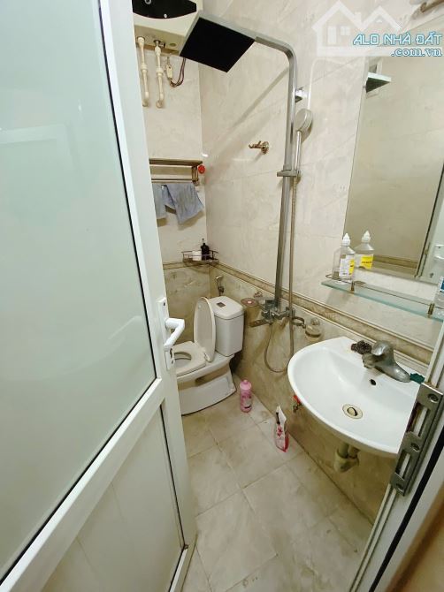 Mặt ngõ kdoanh Thanh Nhàn, ngõ 3m kết nối Ngõ Quỳnh, 40m2 nhà dân xây. Giá 9.5 tỷ