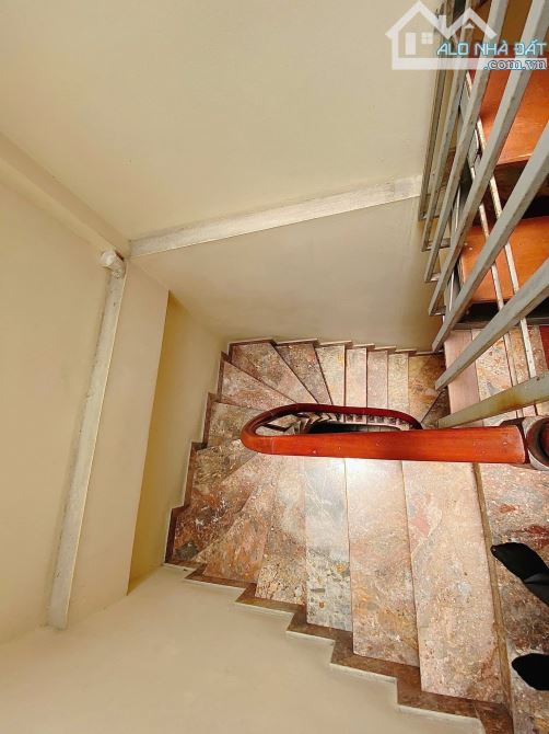 Mặt ngõ kdoanh Thanh Nhàn, ngõ 3m kết nối Ngõ Quỳnh, 40m2 nhà dân xây. Giá 9.5 tỷ