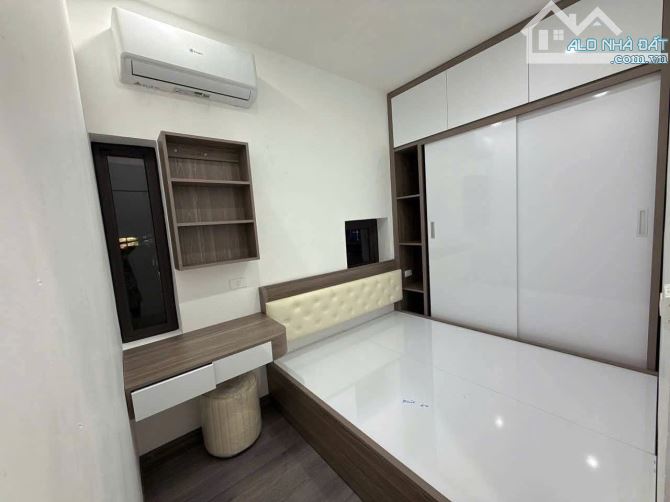 BÁN TẬP THỂ TẦNG 2, CĂN GÓC – BỘ GDĐT, ĐƯỜNG LÁNG, ĐỐNG ĐA. 65M² – 2PN. 4,35 TỶ