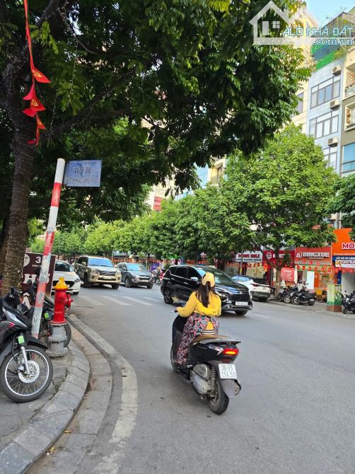 SIÊU HOT CẦU GIẤY - MẶT TIỀN LỚN - THANG MÁY - MỚI XÂY