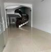 Bán nhà  4 tầng mặt phố Nguyễn Văn Linh