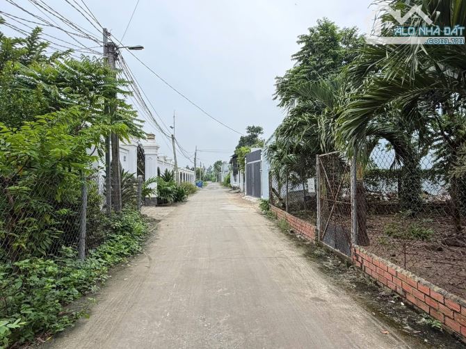 Đất nhánh Huỳnh Văn Luỹ, Phú Mỹ. Dt 5x19 (79tc) giá 2tỷ450