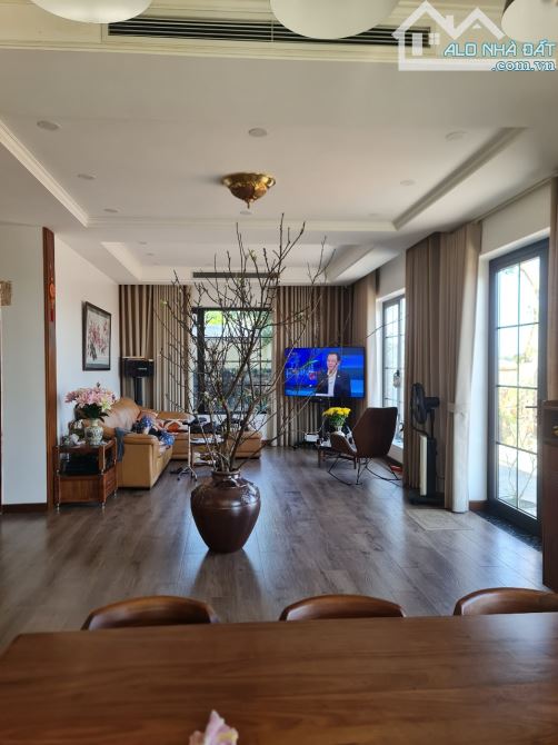 Siêu hiếm: biệt thự sông Đuống,phố Bắc cầu,long biên,hà nội.View triệu $,giá 33,5 tỷ