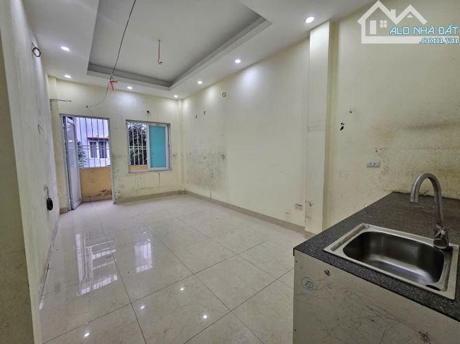 Bán nhà Lê Trọng Tấn, phân lô, ô tô vòng quanh, 35Mx5 Tầng, 11.8 Tỷ. - 1