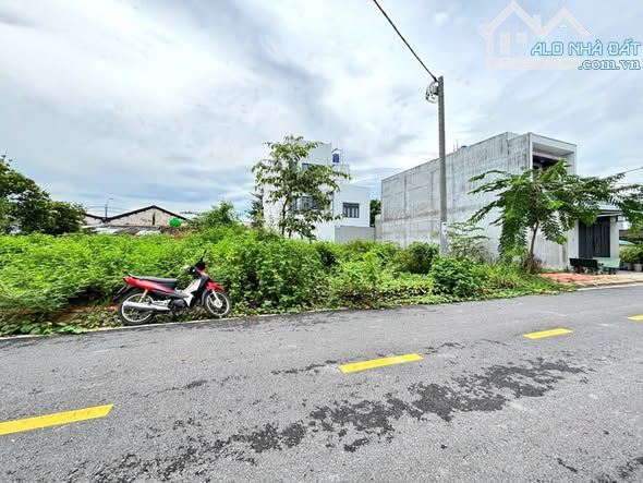 Ngợp bank bán nền Quốc Lộ 1A vào 200m ( Phan Văn Mãng) TT Bến Lức – 145m2 – giá 2 tỷ 490tr - 1