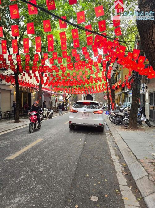 Bán nhà mặt phố Cửa Bắc, Ba Đình, vị trí kim cương, ngôi nhà của di sản thịnh vượng 58 tỷ