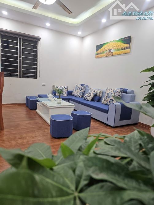 Bán chung cư C14 - BQP - Lô góc, tầng trung 70m2 - 2 Ngủ, 2Wc - Full nội thất chỉ hơn 5 t