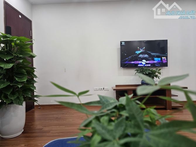 Bán chung cư C14 - BQP - Lô góc, tầng trung 70m2 - 2 Ngủ, 2Wc - Full nội thất chỉ hơn 5 t