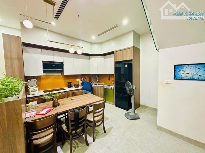 TRẦN QUỐC VƯỢNG - 42M x 5T - MT 5M - 50M RA PHỐ, 10M RA Ô TÔ THÔNG, KHU VỰC CHO THUÊ TỐT